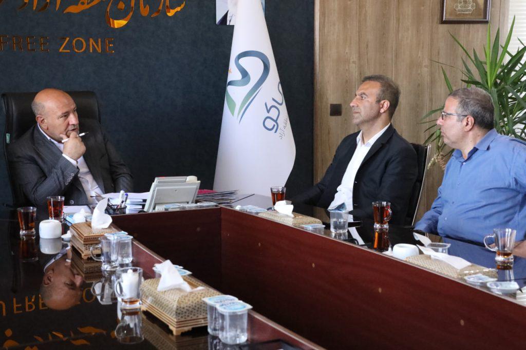 سرمایه‌گذاری ۲۵۰ مگاواتی در نیروگاه خورشیدی کلید خورد