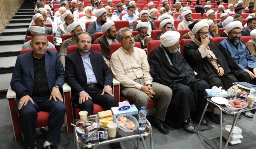 آیین تجلیل و رونمایی از کتاب «شیخ توحید الله‌وردی‌زاده» استاد پیشکسوت حوزه علمیه ماکو