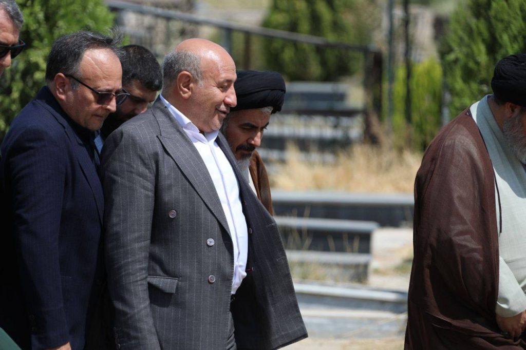 آیین تجلیل و رونمایی از کتاب «شیخ توحید الله‌وردی‌زاده» استاد پیشکسوت حوزه علمیه ماکو